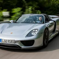 Porsche 918 Spyder: Legenda, technologia, ceny i inwestycja