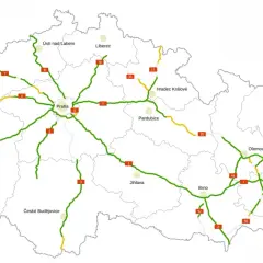 Mapa Czech z zaznaczonymi drogami. Zielone linie to drogi płatne, żółte to drogi ekspresowe. Kluczowe miasta: Praga, Brno, Ostrava.