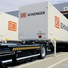 Naczepa BDF – co to jest i jakie ma zalety w transporcie?