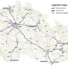 Mapa Czech z zaznaczonymi odcinkami płatnymi i bezpłatnymi. Widać główne autostrady i drogi, a także lokalizację terminali samoobsługowych. Opłaty drogowe Czechy są kluczowe dla podróżujących.