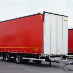 Ile waży naczepa firanka? Sprawdź, co wpływa na jej ciężar