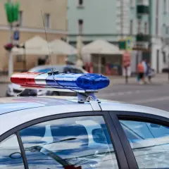 Czy można odmówić dmuchania w alkomat? Poznaj konsekwencje tej decyzji