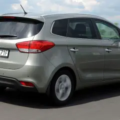 Kia Carens IV: Niedoceniony van. Czy to auto dla Ciebie?