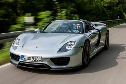 Porsche 918 Spyder: Legenda, technologia, ceny i inwestycja