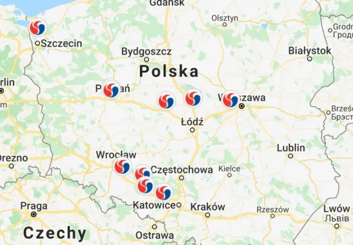 Mapa Polski z zaznaczonymi płatnymi odcinkami autostrad i symbolami opłat.