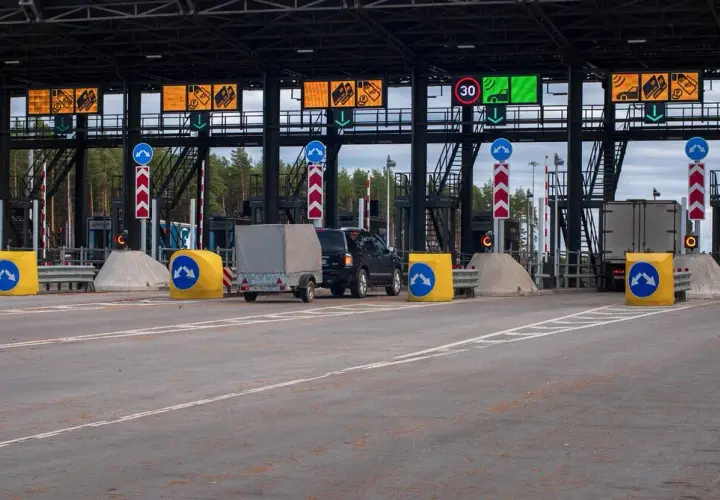 Czy na autostradzie A2 można płacić gotówką? Sprawdź, gdzie tak!