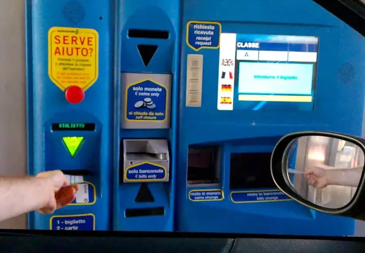 Jak płacić za autostrady we Włoszech? Oto najważniejsze informacje
