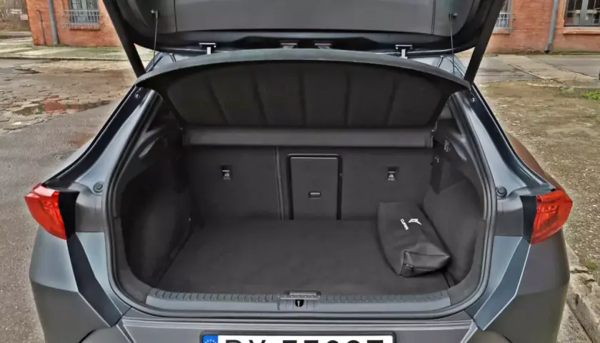Cupra Formentor wymiary: Bagażnik, wnętrze, parkowanie sprawdź!