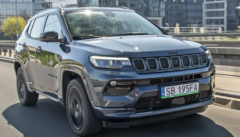 Jeep Compass wymiary: Czy zmieści się w Twoim garażu?