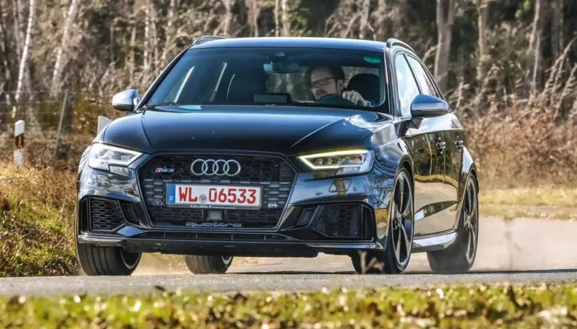 Audi RS3 cena: Ile kosztuje? Nowe, używane, utrzymanie i opcje