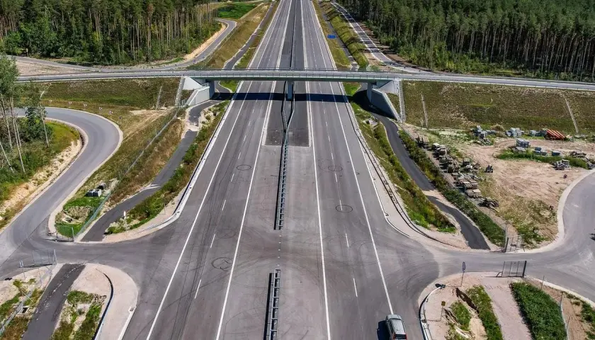 Ile autostrad jest w Polsce? Zaskakujące fakty i liczby, które musisz znać