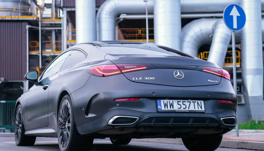 Mercedes C300 Coupé (C205): Czy warto kupić? Usterki, ceny, CLE