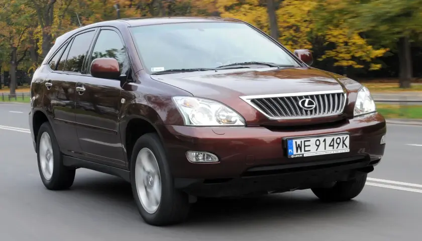 Lexus RX 300 używany: Wady, zalety, koszty. Czy to auto dla Ciebie?