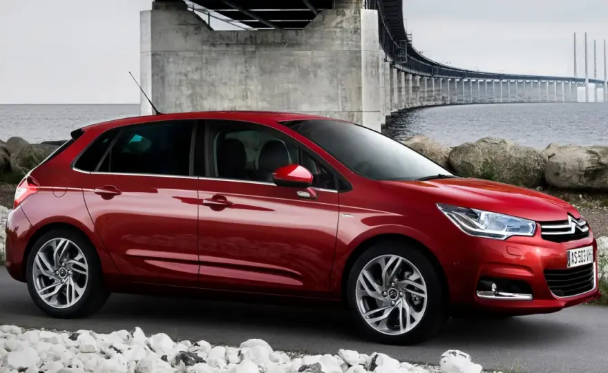 Citroën C4 II używany: Silniki, usterki. Jak kupić bez ryzyka?