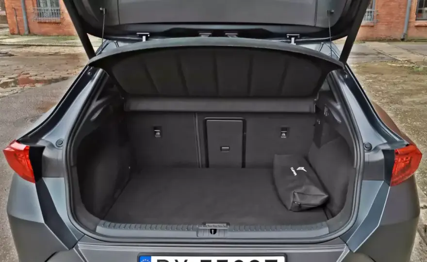 Cupra Formentor wymiary: Bagażnik, wnętrze, parkowanie sprawdź!