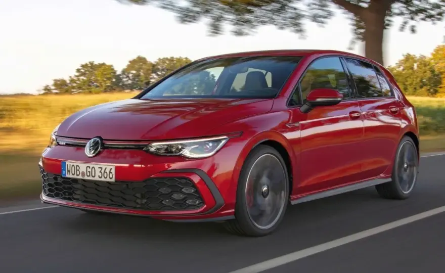 Golf 8 R: Cena, wady, osiągi. Czy to Twój idealny hothatch?