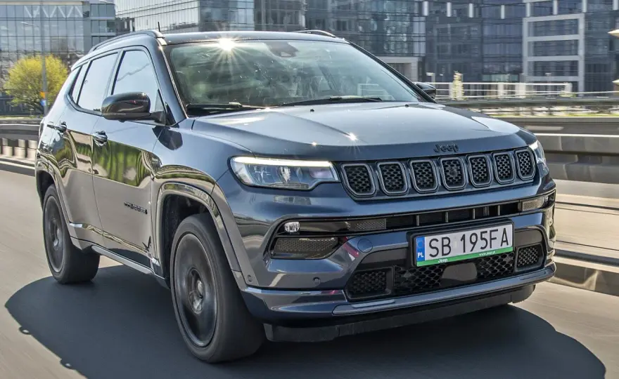Jeep Compass wymiary: Czy zmieści się w Twoim garażu?
