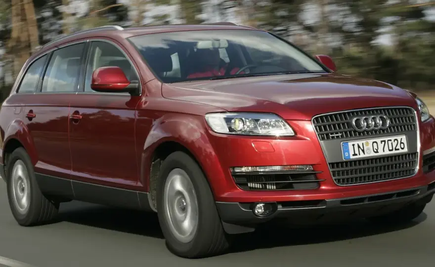 Audi Q7 cena: Od 40 tys. do 500 tys. co wpływa na koszt?