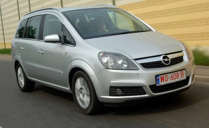 Opel Zafira B: Silniki, usterki, ceny czy warto kupić w 2026?