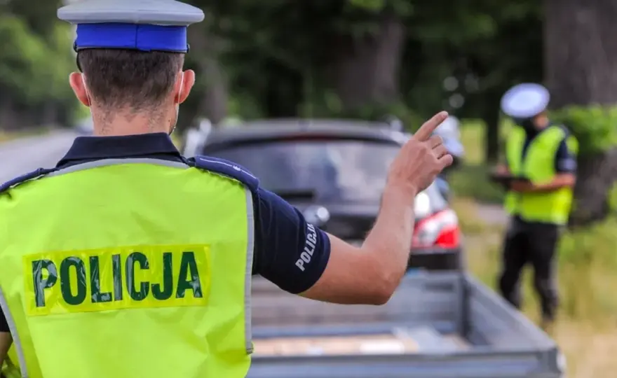 Ile z przyczepą na autostradzie? Sprawdź, by uniknąć mandatu