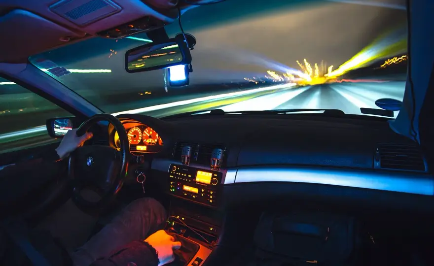 Ile najmniej można jechać na autostradzie? Poznaj ważne przepisy