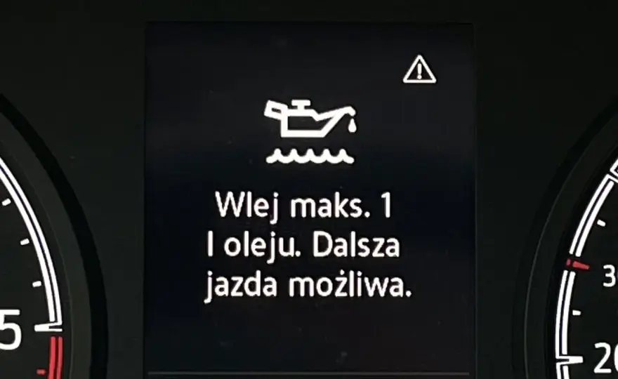 Żółta kontrolka oleju z falą: Co oznacza? Działaj, zanim zatrzesz!