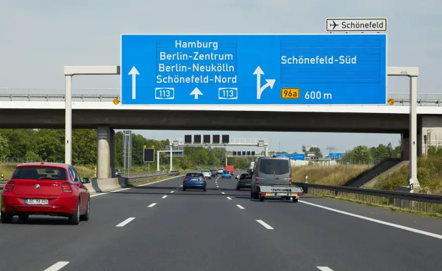 Ile jest autostrad w Niemczech - Poznaj aktualne dane i przepisy