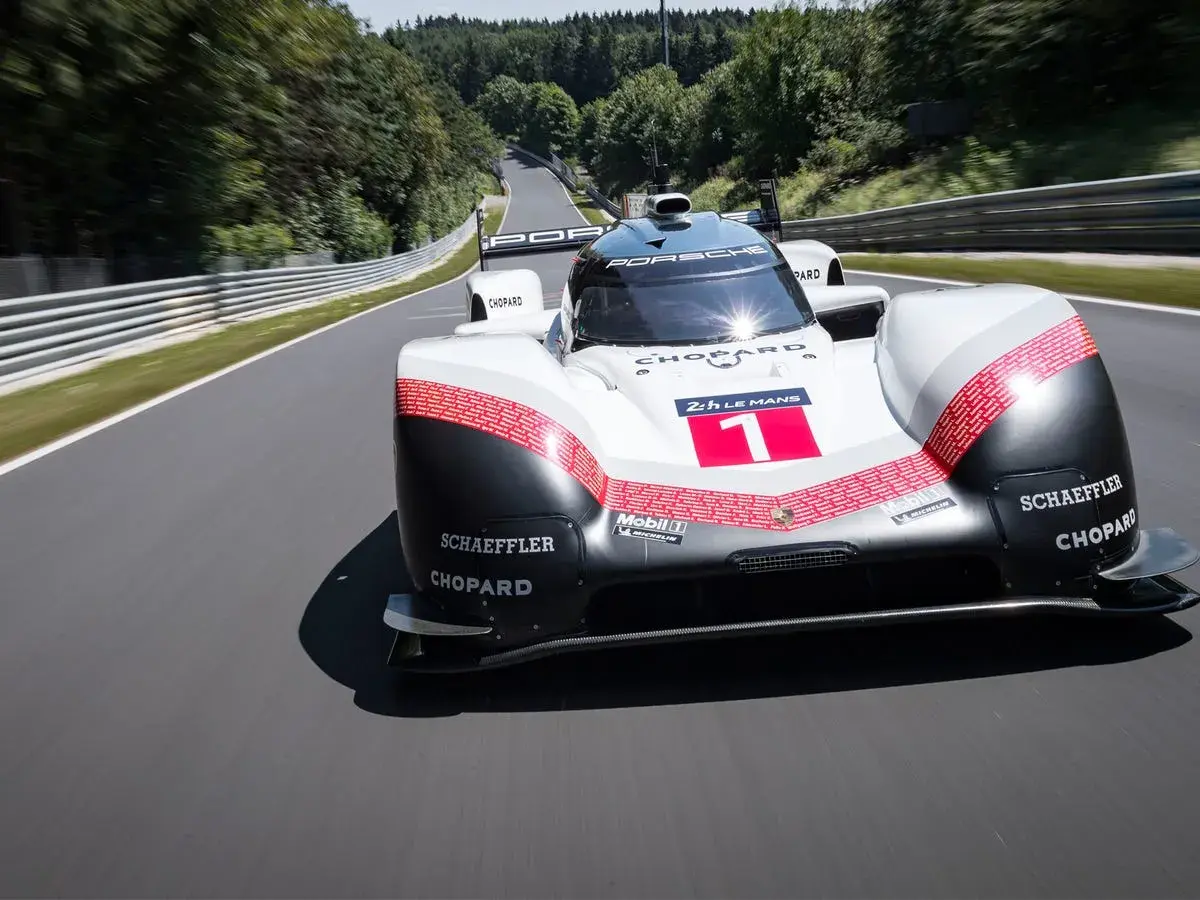 Porsche 919 Hybrid: Le Mans, rekord Nürburgring i rewolucja