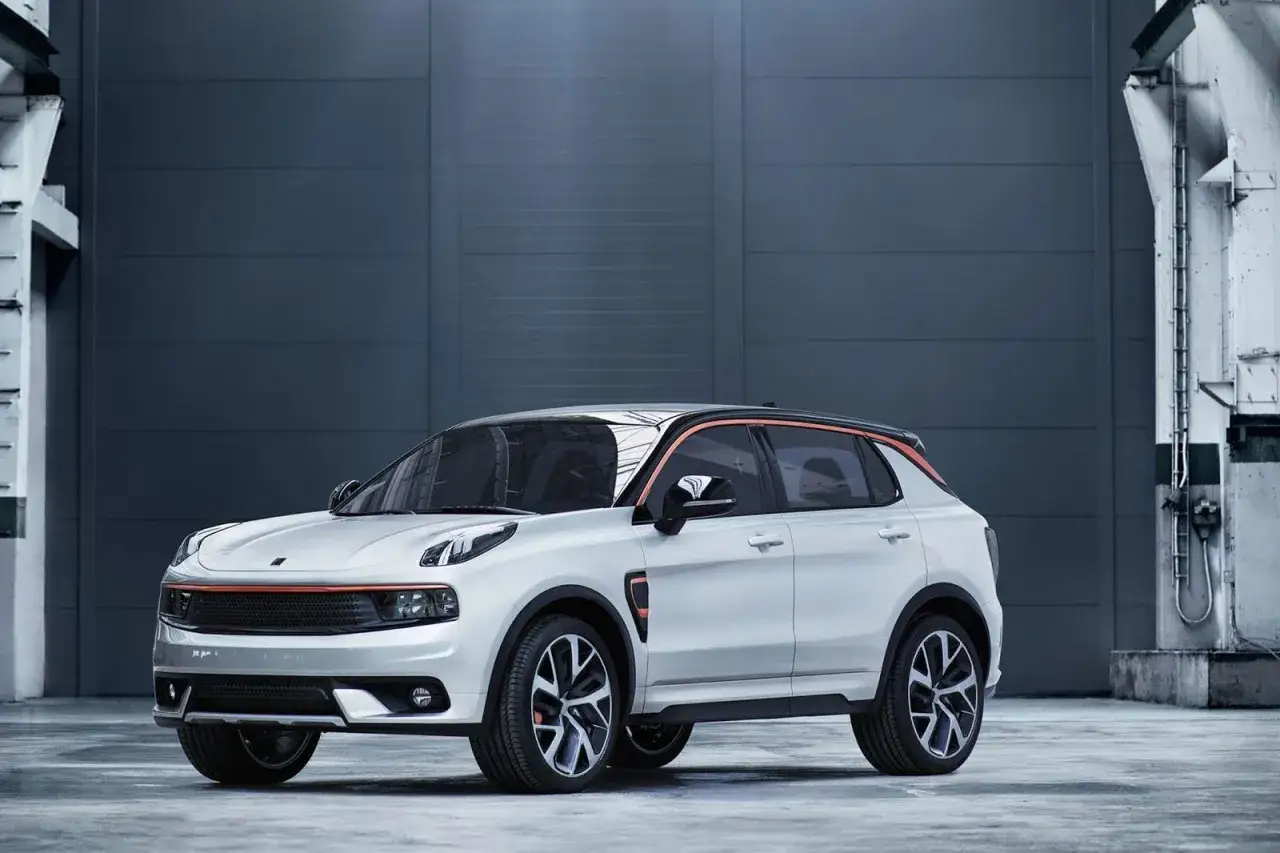 Lynk & Co 01 na ulicy