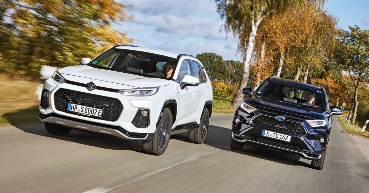 porównanie hybryda benzyna elektryk mały SUV