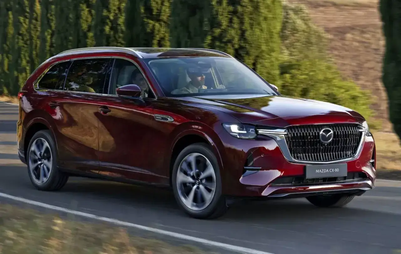 Mazda CX-80 premiera