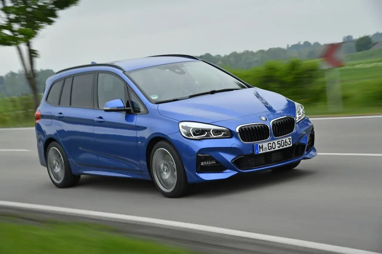 BMW Seria 2 silniki benzynowe diesel hybryda