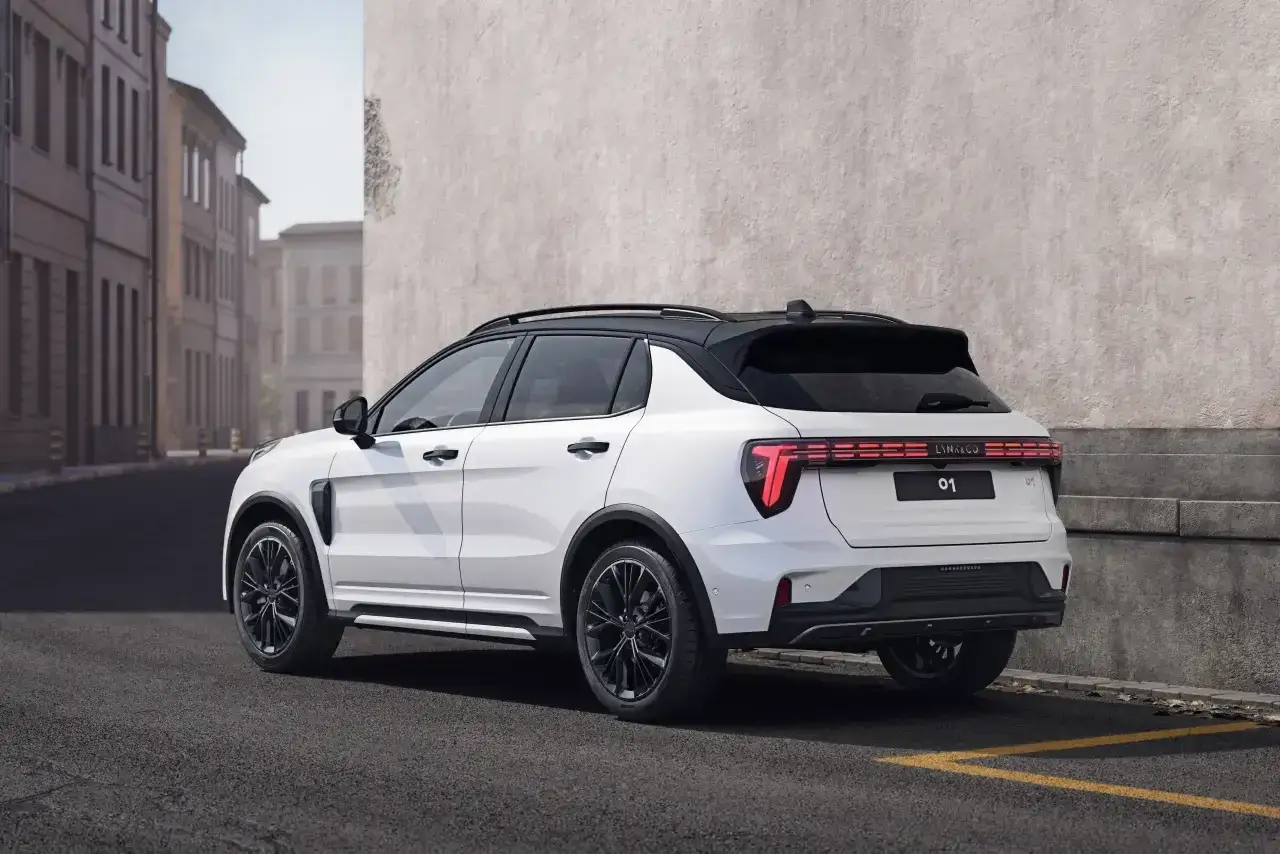 Lynk & Co 01 PHEV silnik
