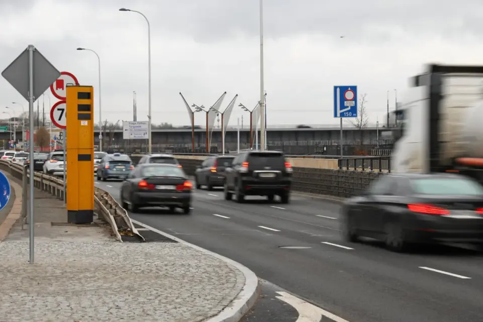 Od ilu łapie fotoradar - Poznaj progi wyzwolenia i margines błędu