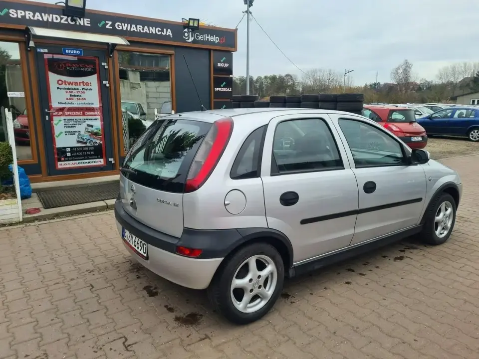 Corsa 1.2: Pasek, łańcuch, LPG. Którą generację wybrać?